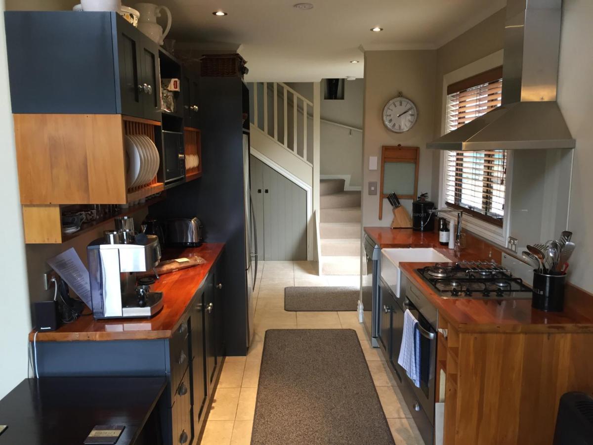 Charming Wanaka Cottage Buitenkant foto